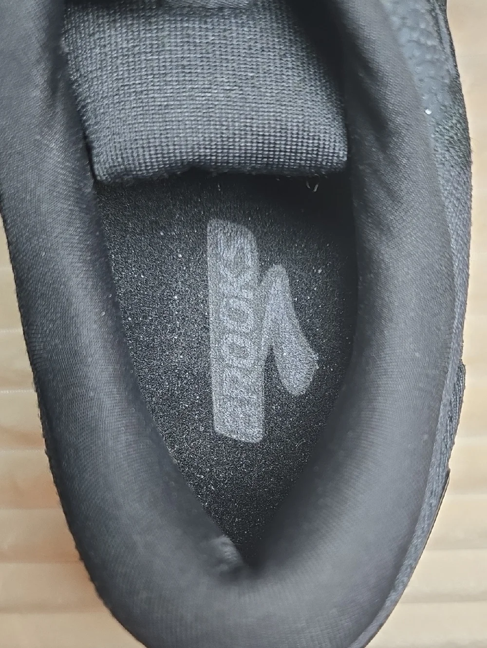 Brooks Ghost 16 Black Running Shoes Sneakers Cushioned Athletic Trainers 14 NOB